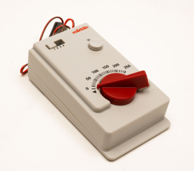 Märklin 67025 – Fahrregler Controller zum steuern von 4 Loks 