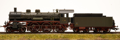Märklin 37192 – Personenzug-Schlepptender-Dampflok BR 17 der DRG, digital (MM) 