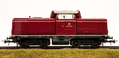 Roco 70979 – Mehrzweck-Diesellok BR V 100 der DB 