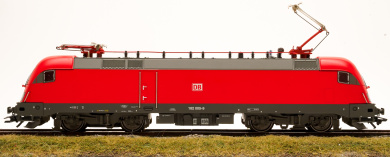 Märklin 39830 – Elektrolok BR 182 der DB AG, digital (MM) & Geräuschmodul 
