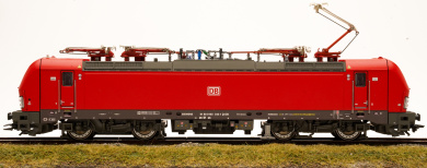 Märklin 39330 – Elektrolok  BR 193 Vectron der DB, digital (mfx+/DCC/MM) & Sound 