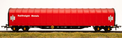 Rivarossi HR6495 – Schiebeplanenwagen Rilns Railfreight Metals der BR 