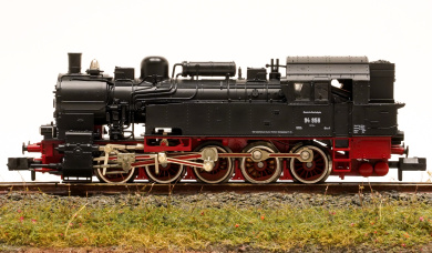 Fleischmann 7094 (N) – Tender-Dampflok BR 94 der DRG 