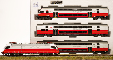 Roco 7520024 & Jägerndorfer 16650 (AC) – 4-teiliger Doppelstockwagen-Set -Cityjet- der ÖBB, digital  