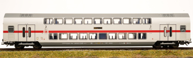 Märklin 43490 – 2. Klasse IC2 Doppelstock-Mittelwagen DBpza 687.2 der DB AG, mit Innenbeleuchtung 