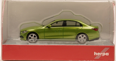Herpa 430913-003 (1:87) – Mercedes-Benz C-Klasse Limousine, Green Hell 