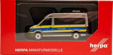 Herpa 098526 (1:87) – MAN TGE Bus Hochdach Mobile Wache Polizei Baden-Württemberg 