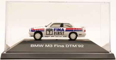 Herpa 80419419699 (1:87) – BMW M3 (E30) DTM 1992 Fina First Nr.7, Cecotto (BMW-Werbemodell) 