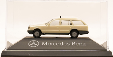 Herpa (1:87) – Mercedes-Benz 300TE (S124) Taxi (Mercedes-Werbemodell) 