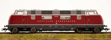 Märklin 37806 – Diesellok BR V200.0 der DB, digital (mfx+/MM/DCC) & Sound 