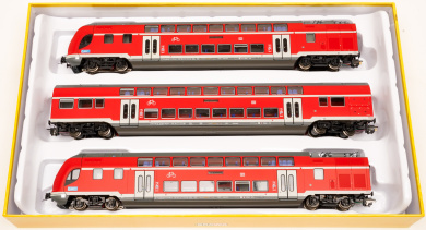 Brawa 44543 (AC) – 3-teiliges Doppelstock-Triebzug TWINDEXX VARIO -Bahnland Bayern- der DB AG 