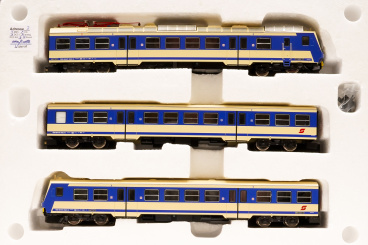 Jägerndorfer 10952 (AC) – 3-teiliges Triebzugset Rh 4020 der ÖBB, digital (mfx/DCC/MM) & Innenbeleuchtung 