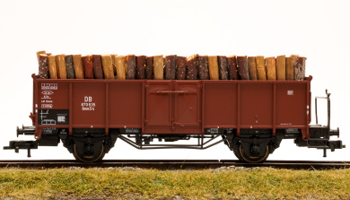 Roco 47940 – Offener Güterwagen Omm 54 der DB,  mit Holzladung 