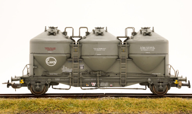 Piko 58321A (AC) – Staubbehälterwagen Ucs912 der DB 