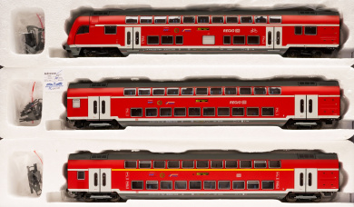 Roco 74147 (AC) – 3-teiliges Doppelstockwagen-Set und Steuerwagen der DB AG 