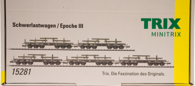Minitrix 15281 – 10-teiliges Schwerlastwagen-Set Ssym 46 der DB, beladen mit je 3 Stahlbrammen 
