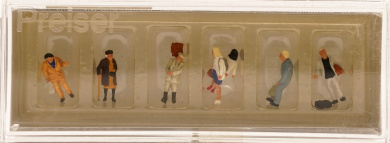 Preiser 79126 (N) – Fahrgäste stehend 