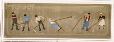 Preiser 79055 (N) – Heuernte Mägde und Knechte 