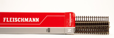 Fleischmann 22200 (N) – 12 x Flexibles Gleis, besonders flexibel, Länge 730 mm 