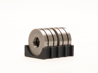 Ladegut Stahlcoils (2 Stück) mit Lagerwanne 