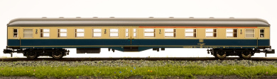 Fleischmann 866506 (N) – 1./2. Klasse Mitteleinstiegswagen Abymb 411 der DB 