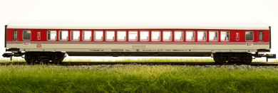 Fleischmann 8183 K (N) – 1. Klasse IC Großraumwagen Apmz 121 der DB AG 