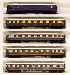 Liliput 820 – 5-teiliges Schnellzugwagen-Set Rheingold der DRG 
