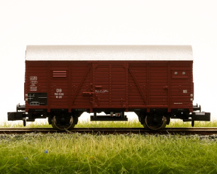 Minitrix 15173-26 – Gedeckter Güterwagen Gr 20 der DB 