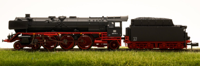 Minitrix 16017 – Schnellzug-Dampflokomotive BR 001 der DB, digital (mfx/DCC) & Sound 