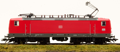 Märklin 37425 – Elektrolok BR 143 der DB AG, digital (mfx/DCC) & Sound 