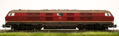 Brawa 0331 (AC) – Mehrzweck-Diesellok BR V 320 der DB, digital (MM, DCC) & authentischer Alterung 