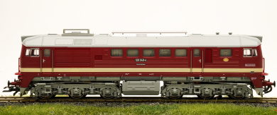 Roco 69393 (AC) – Diesellokomotive BR 120 der (D)DR, digital (MM/DCC) & Sound  