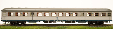 ESU 36484 – 2. Klasse Nahverkehrswagen n-Wagen Bnrzb725.2 der DB, digital (MM/DCC) & Innenbeleuchtung 