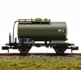 Minitrix 15959 – Kesselwagen der Industrieverwaltungsgesellschaft (IVG) der DB 