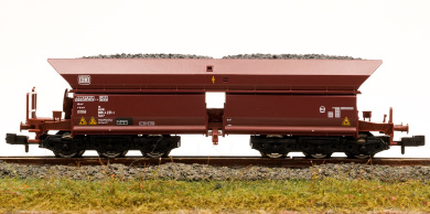 Fleischmann 852712 (N) – Selbstentladewagen Faals 150 der DB, mit Kohle beladen 