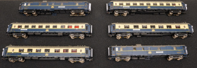 Märklin 42470 – Pullmanwagen-Set EDELWEISS der CIWL, Innenbeleuchtung 