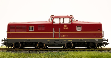 Roco 69380 (AC) – Mehrzweck-Diesellok BR V80 der DB, digital (MM/DCC) & Sound 