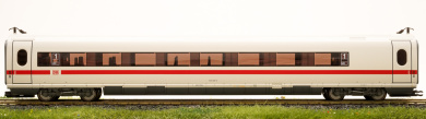 Märklin 43714 – 1. Klasse Zwischenwagen ICE 3 der DB AG 
