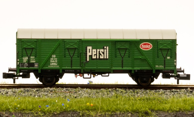 Liliput 265037 (N) – Gedeckte Güterwagen Glmhs 50 Persil der DB 