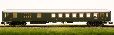 Minitrix 15794 (N) – 2. Klasse Abteilwagen mit Gepäckabteil BD4üm-61 der DB 