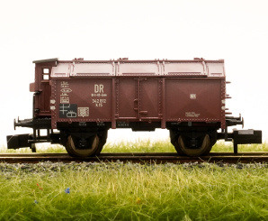 Minitrix 15418-01 – Klappdeckelwagen der Verbandsbauart K 15 der DB 