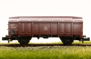 Minitrix 15194-30 – Klappdeckelwagen Kmm 36 der DB, mit authentischer Alterung 