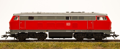 Märklin 36218 – Mehrzweck-Diesellok BR 218 der DB AG, digital (mfx/MM/DCC) 