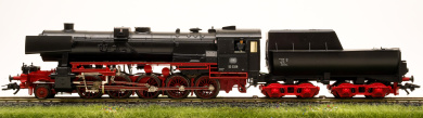 Märklin 3715 – Schlepptender-Dampflok BR 52 der DB, digital (MM) 