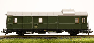 Roco 44222 (AC) – Gepäckwagen Pwi Donnerbüchse der DB 