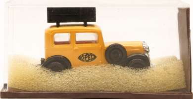 Brekina 1135 (1:87) – Opel P4 mit Dachbox 