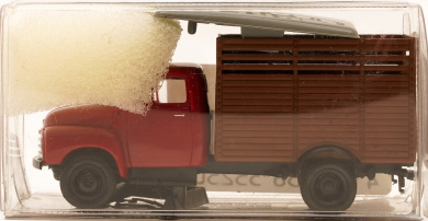 Brekina 35250 (1:87) – Opel-Blitz mit Viehaufbau 