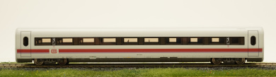 Fleischmann 444201 K – 1. Klasse ICE 1-Wagen Avmz 801.8 der DB 
