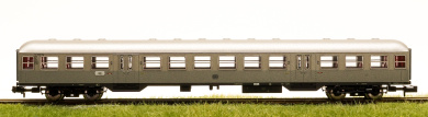 Minitrix 15721 – 2. Klasse Nahverkehrswagen Silberling B4nb-59 der DB 