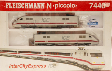 Fleischmann 7440 (N) – 2 Triebköpfe zum Elektrotriebzug BR 401 (ICE I) der DB 